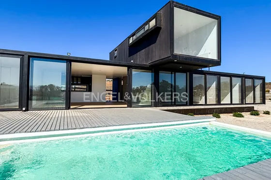 Moderna Casa Con Preciosas Vistas, Condominio Maitenes