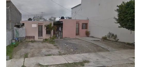Casa En Allende 830, Sin Nombre De Col 2, Cadereyta Jiménez/ Recuperación Bancaria- Sh05