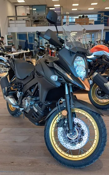 Suzuki V-strom 650xt 2025 - Financiación 50% Tasa 0% En 12