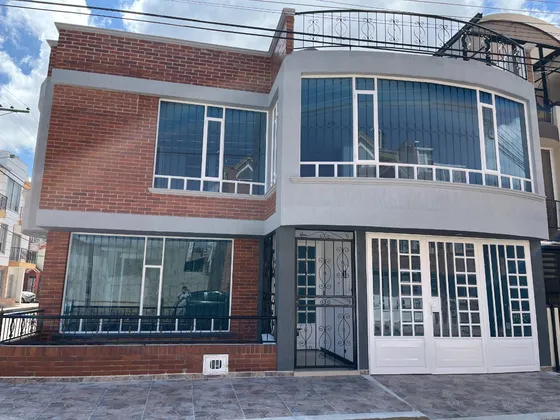 Casa 3 Pisos