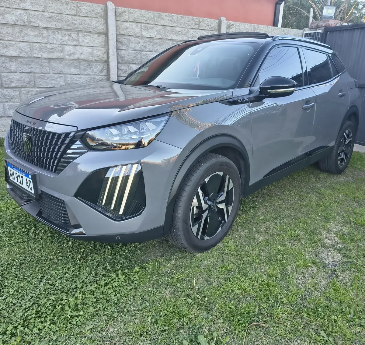 Peugeot 2008 1.0T GT