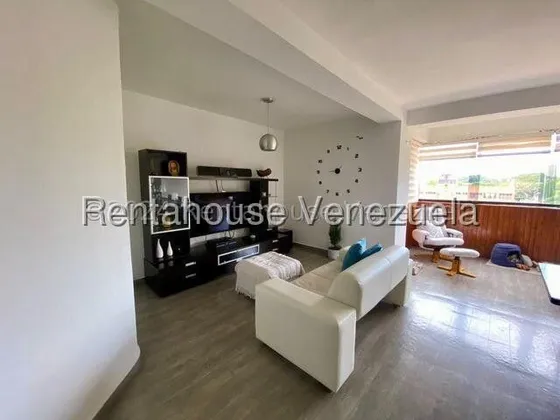 Luis Quiroz Vende Apartamento La Granja Naguanagua 117mtrs2 Piso 3 Vigilancia 24/7  Lq 25-15781
