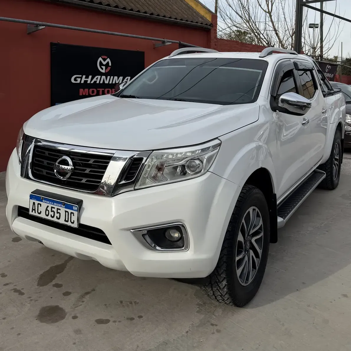 Nissan Frontier LE CD 2.3 NP300