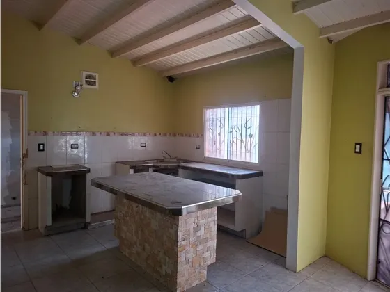 Casa En Venta, Urb. Villas Garban, El Tigre Ve53-0061-nbol