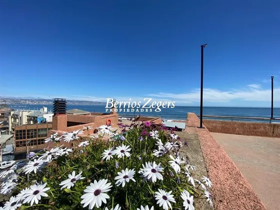 Departamento En Venta De 2 Dorm. En Viña Del Mar Borgoño