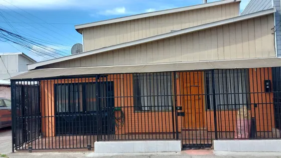 Venta Casa Con Local Comercial