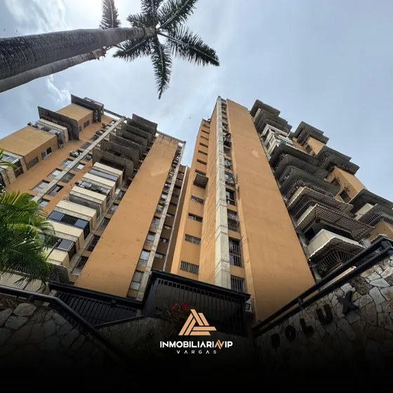 Ref 003 - 860  Grupo Inmobiliaria Vip Te Ofrece En Venta Apartamento Duplex  Ubicado En Santa Monica  Caracas0