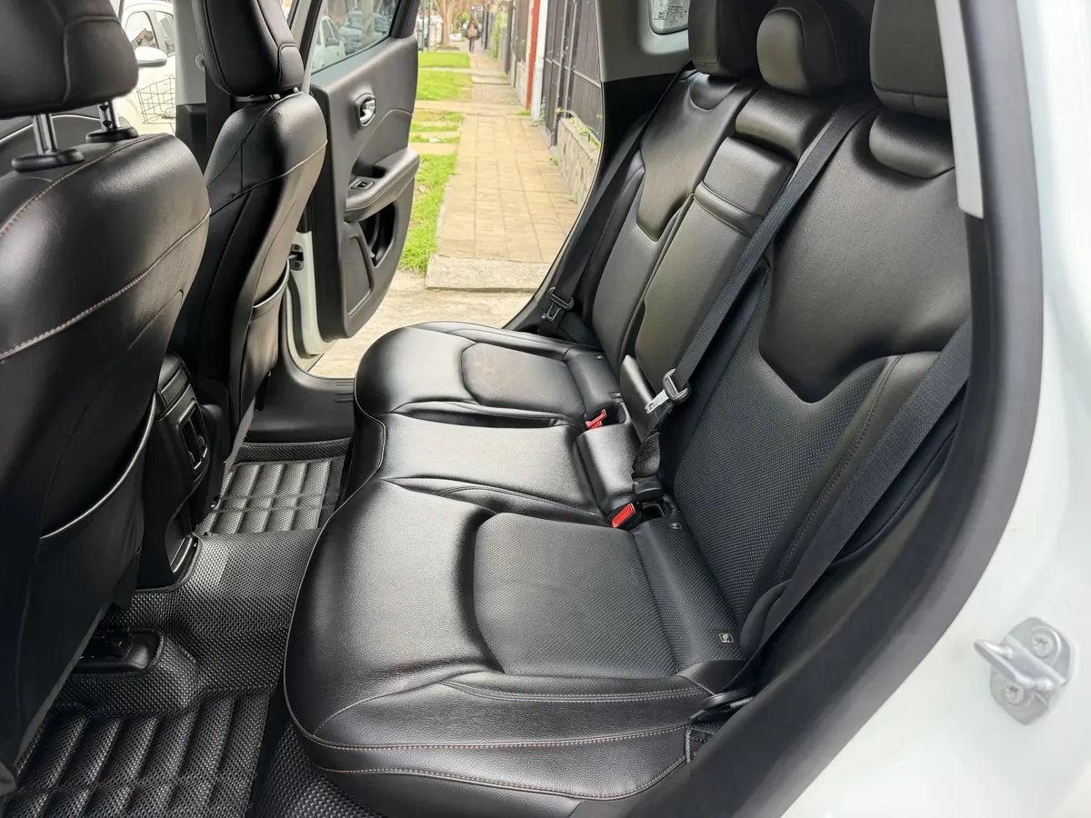 Jeep Compass 2.4 Longitude Plus 4X45189088929389056010