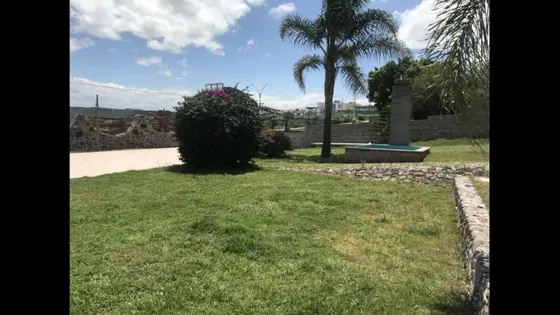 Excelente Terreno Comercial Con 2 Entradas
