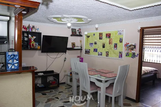 Apartamento En La Colmena. 4 Habitaciones, 74 M², Id: 31217