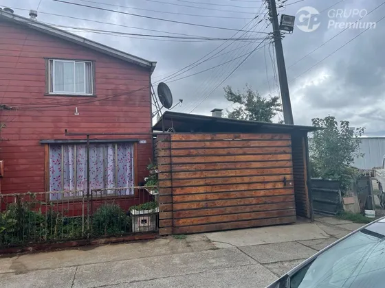 Casa En Venta De 4 Dorm - 1 Baño En Valdivia
