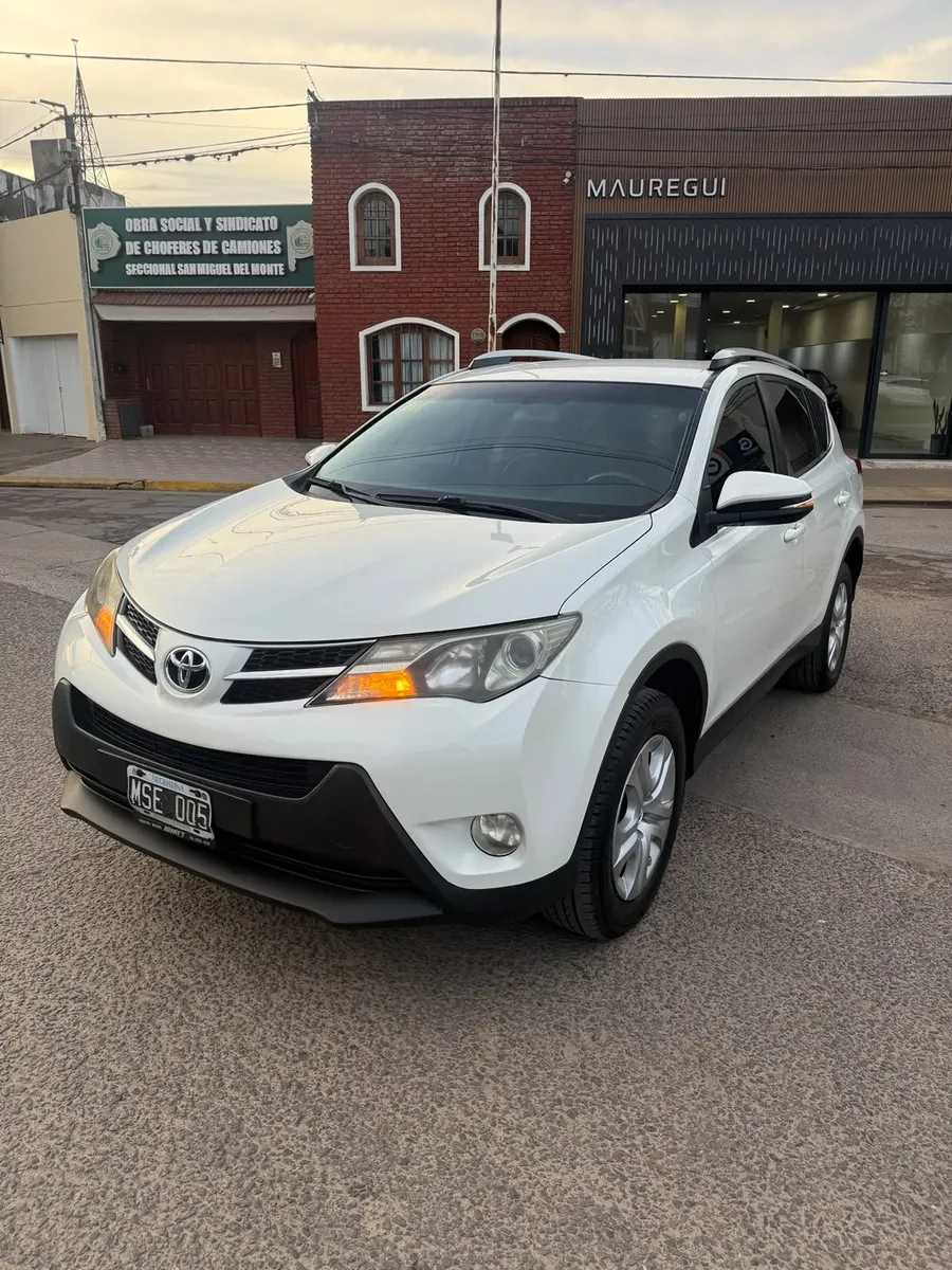 Toyota RAV4 2.4 4x2 Automatic