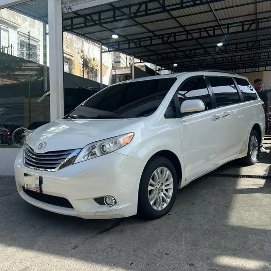 Toyota Sienna 3.5