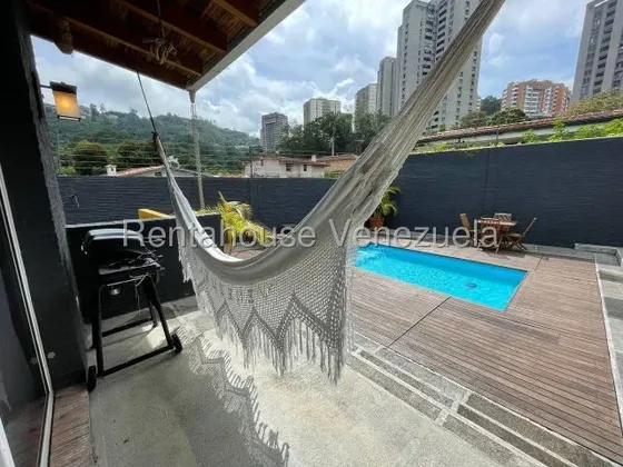 Casa En Alquiler En La Boyera, Mls 26-13617