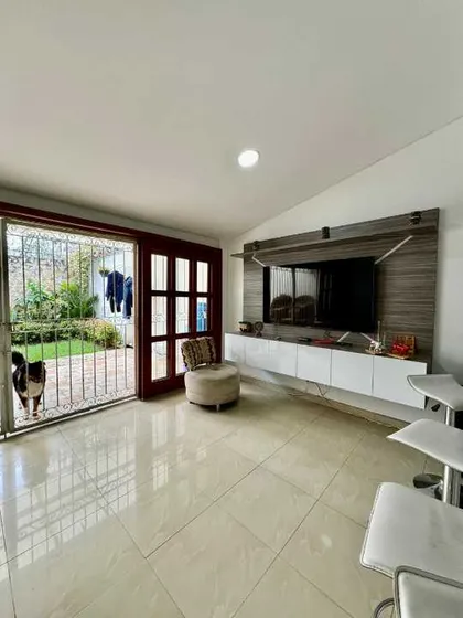 Venta Casa En La Flora
