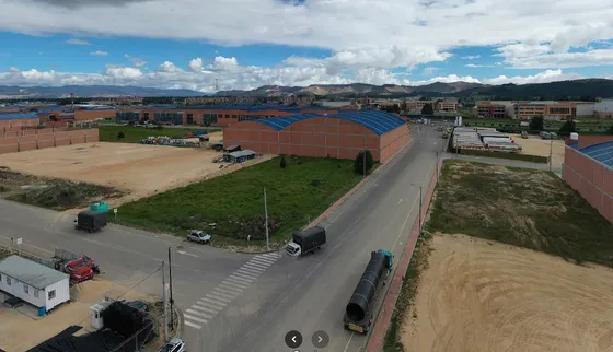 Bodega Parque Industrial Santo Domingo