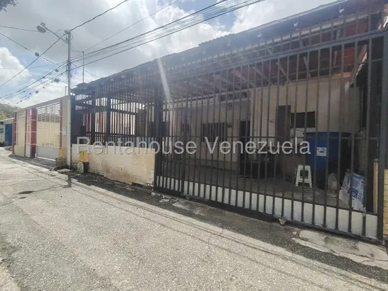 Maritza Lucena Vende Casa En Bararida Barquisimeto, Cómodas Habitaciones, Cocina-comedor, Ideal Para Familias Que Desean Personalizar Su Hogar, 