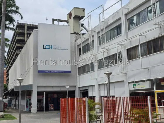 Oficina En Alquiler En El Cc Los Chaguaramos #25-24133