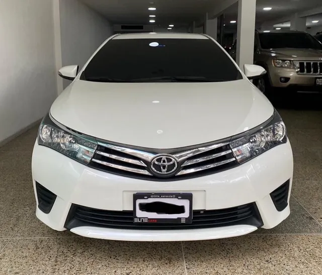 Toyota Corolla Sedan