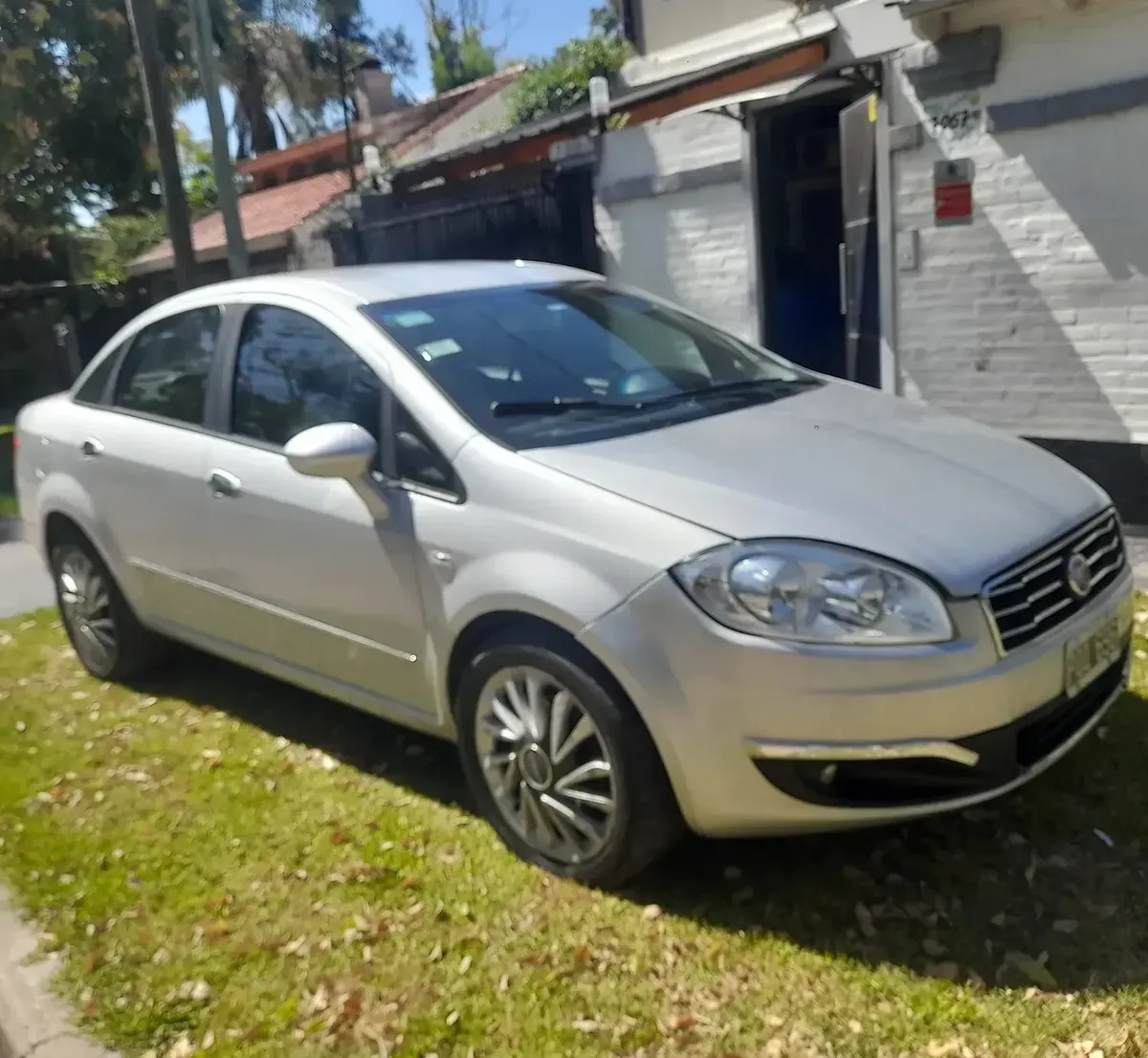 Fiat Linea 1.8 Absolute 130 CV Dualogic
