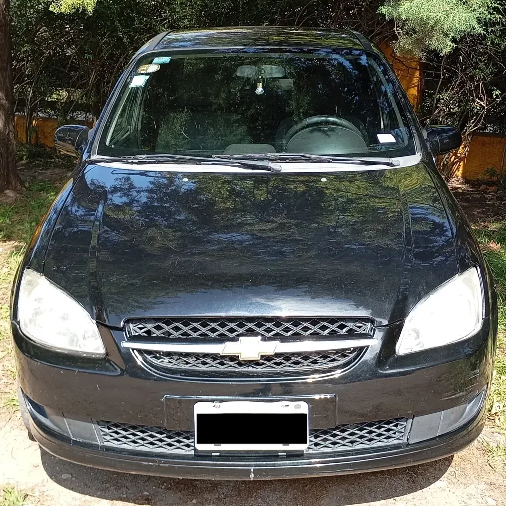 Corsa Classic 2015 1.4 LS Pack. GNC