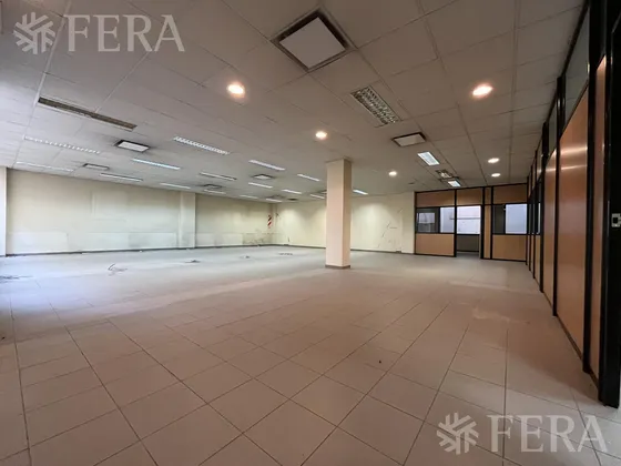 Venta Amplia Oficina En Wilde