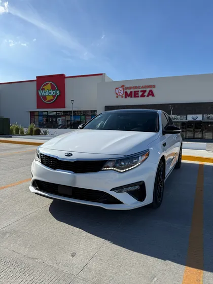 Kia Optima 2.0 L Turbo Gdi Sxl At