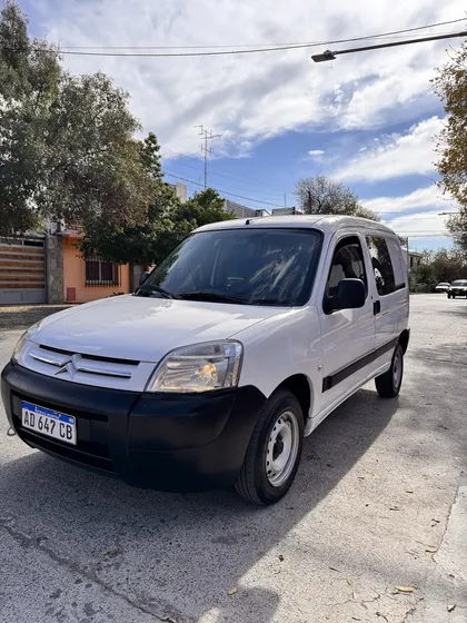 Peugeot Partner 1.6 Hdi Confort 5as
