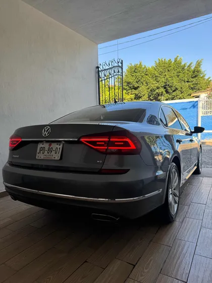 Volkswagen Passat 3.6 Dsg V6 At