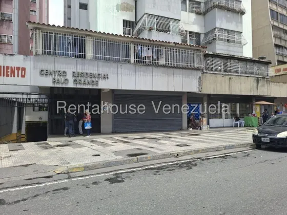 Estupendo Apartamento En Venta Con Inmejorable Ubicación San Martin. Jose Guerrero. Cod: 25-23780.