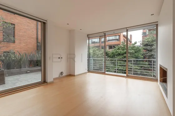 Apartamento En Venta En Chico Reservado. Cod V4647