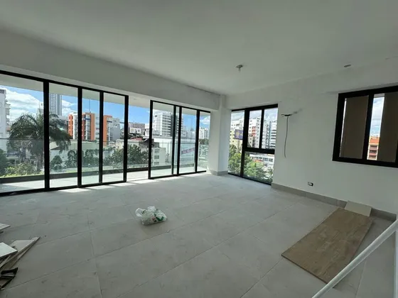 Venta De Apartamento De 3 Habitaciones En El Sector De Naco