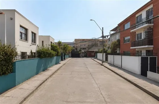 Casa En Venta En Providencia Diag Oriente Pedro De Valdivia