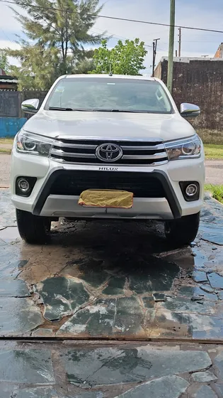 Toyota Hilux Pick-up 2.8 Cd Srx 177cv 4x4 At