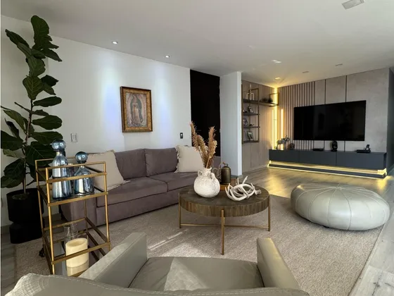 Apartamento En Venta En El Poblado, Sector Castropol