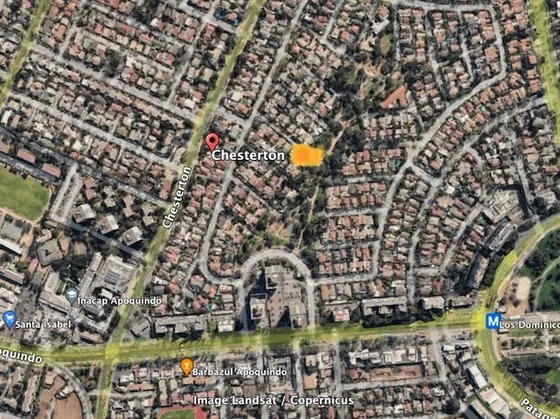 Casa En Calle Chesterton 