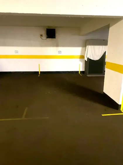 Ojo! Estacionamiento De Lujo Con Alta Demanda Por Automotora