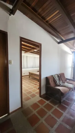 Alquilo Habitación En La California Norte 