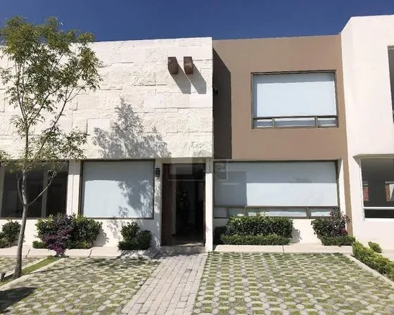 Casa En Venta En Calimaya Residencial Lomas Virreyes A 15 Min. De Metepec