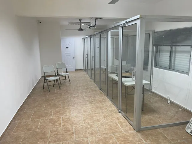 Se Renta Local Comercial Amplio En La Feria