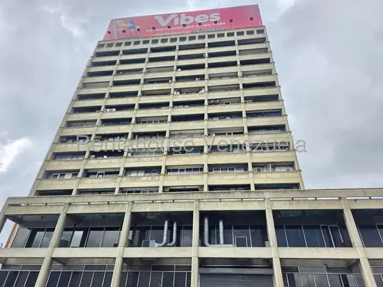 Oficina En Venta De 59mts2 Para Remodelar, Ubicada En Un Punto Estratégico Del C.c. Bello Monte Listo Para Ser Transformado Según Las Necesidades Del Nuevo Propietario Mls #26-6236