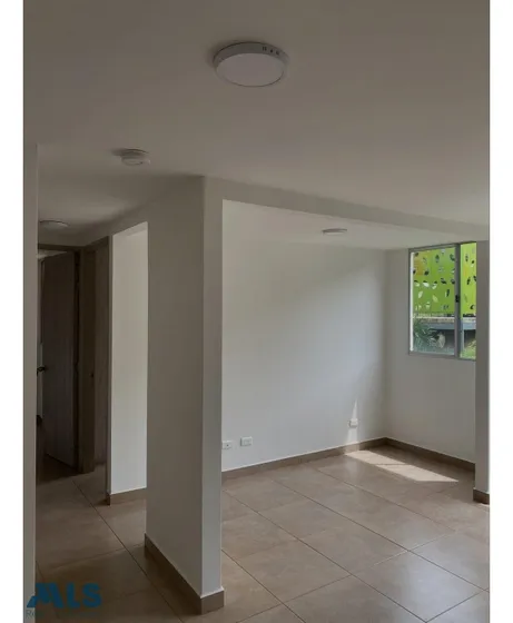 Nivel De Ingreso Y Bajas 1 Piso Y Estas En Tu Apto...(mls#250078)