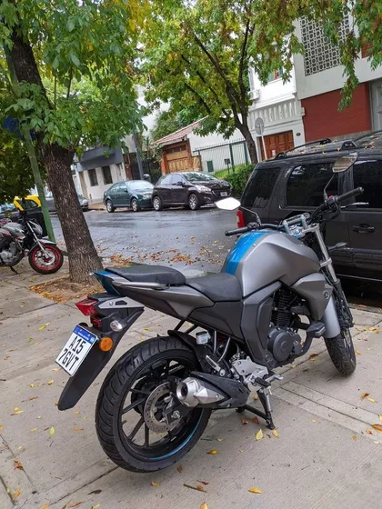 Yamaha Fz S D 2.0