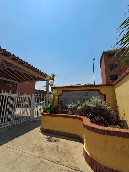Apartamento Planta Baja Con Terraza/c.r Terrazas Del Sol