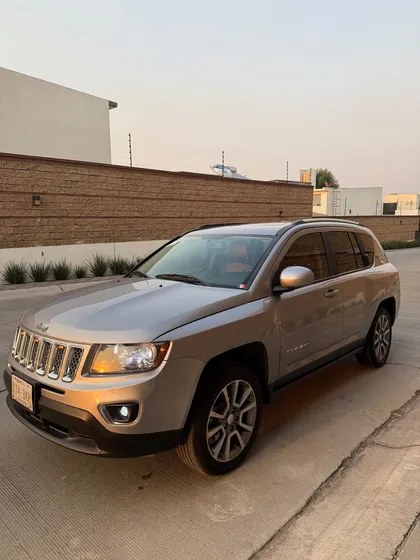 Jeep Compass 2.4 Limited 4x2 At