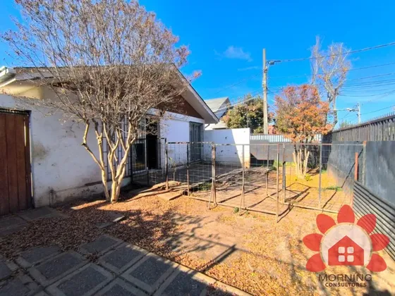 En Venta Casa De 3h+2b+e Para Remodelar Con Gran Potencial