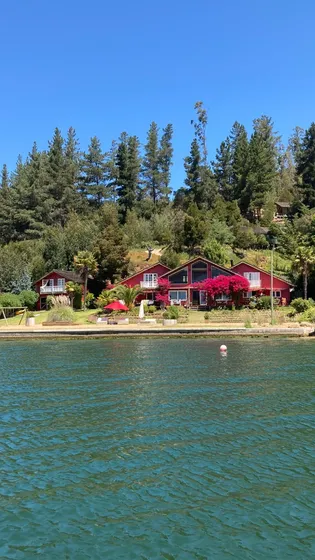 Casa En Sector El Arrayan , Con 2 Pisos Y Casa De Botes