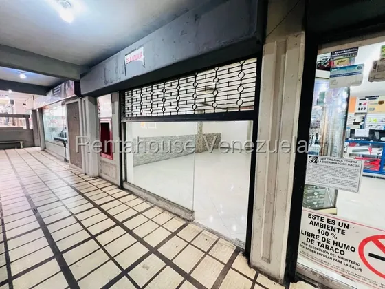 Estupendo Local Comercial En Venta En Macaracuay. Cecillia Gutierrez. 25-22199