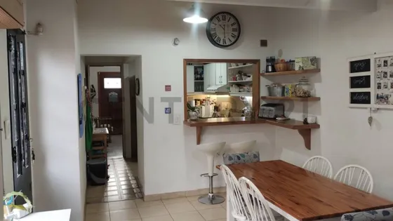Casa Al Frente, 4 Ambientes, 2 Baños, Parrilla