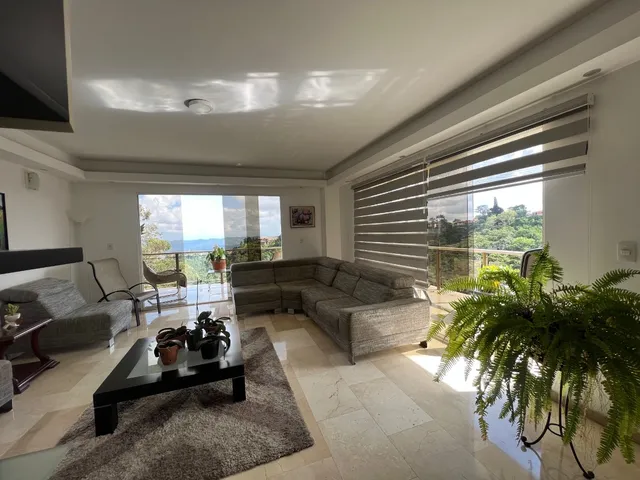 En Venta Apartamento Con Terraza En La Lagunita. El Portal Del Hatillo, Calle Cerrada